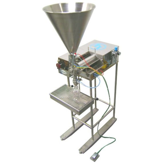 Volumetric filling clearance machine